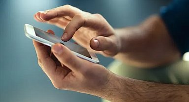 Cep telefonlarındaki bu tehlikeli özelliği kapatın! Bilgilerinizi çalıyor