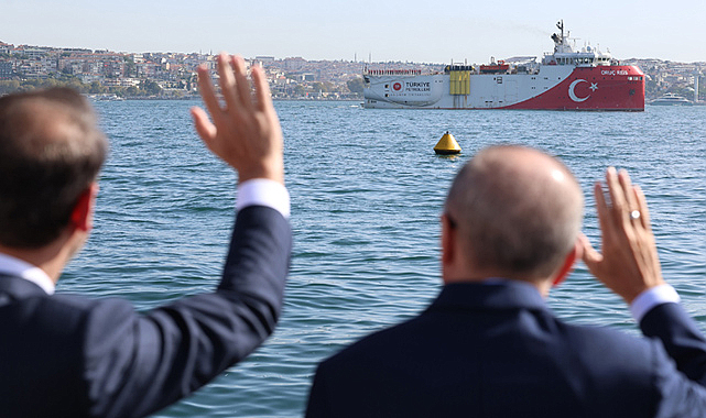 Cumhurbaşkanı Recep Tayyip Erdoğan, Oruç Reis'i Somali'ye uğurladı