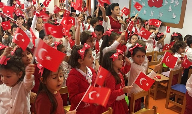 Cumhuriyet Bayramı'nda okullar 4 gün tatil! Gözler Kabine’de 