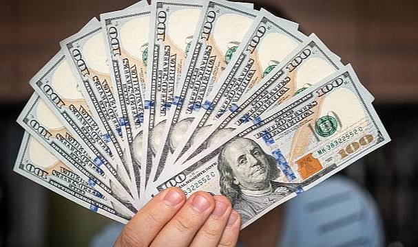 Dolar 45 TL olacak dedi tarih verdi! Korkutan tahmin açıklandı