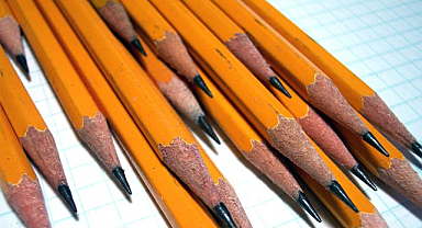 Eğitim sektörü zamlarla başladı