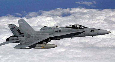 F-18 savaş uçağı düştü, pilot öldü