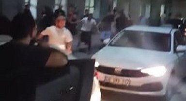 Hasta yakınları arasında çıkan tartışma kavgaya döndü