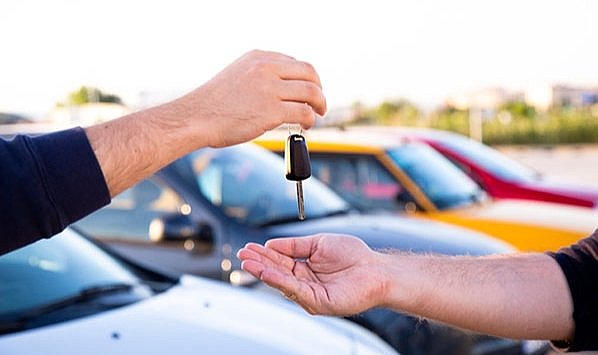 İkinci el araç piyasasında düşüş: Sıfır araç talebi