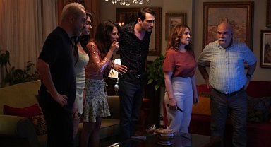 İnci Taneleri yeni sezonu açarak izleyicileri ekrana kilitledi 