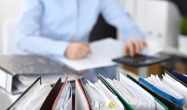 Kamu çalışanından büyük vurgun: 350 arkadaşına 300 milyon lira dolandırıcılık!