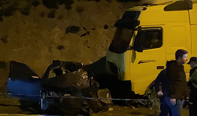 Karşı şeride geçen tır aracı biçti! 1 kişi öldü