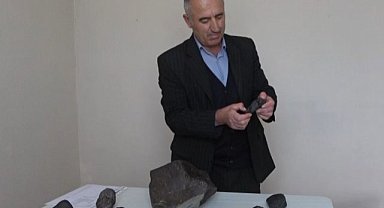 Mantar toplarken bulduğu taşlar göktaşı çıktı