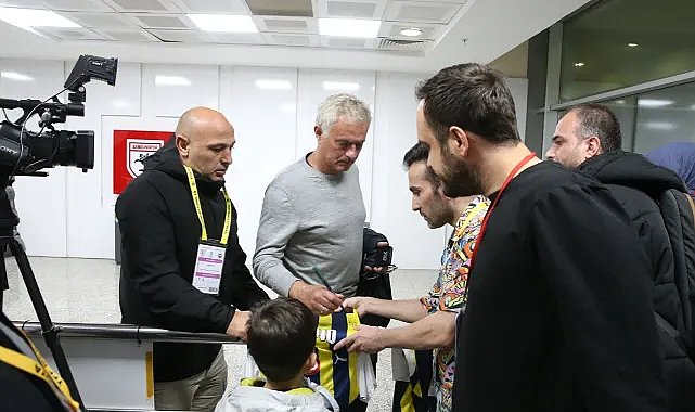 Mourinho’dan Galatasaray’a sert mesaj, 4 ayrı gönderme