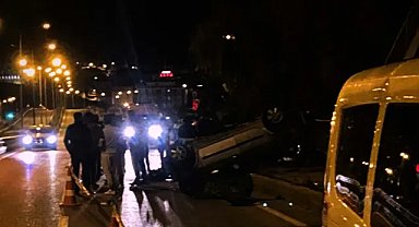 Otogarın karşısında trafik kazası: Sürücü hayatını kaybetti!