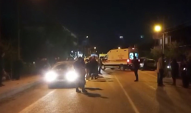 Otomobil yayalara çarptı! 76 yaşındaki kadın öldü, 2 yaşındaki çocuk ağır yaralı