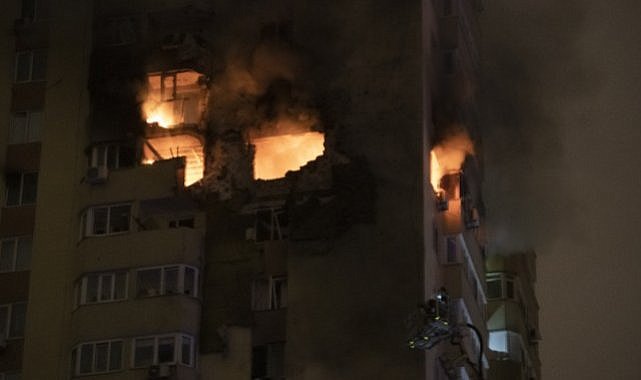 Rusya'dan Kiev'e saldırı! 1 çocuk 5 kişi öldü