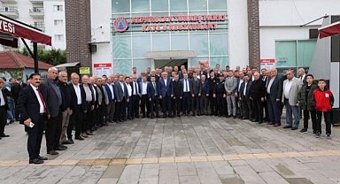 Samsun'da Bafra Belediye Başkanı Hamit Kılıç muhtarlarla buluştu