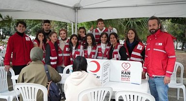 Samsun'da Baruthane Ortaokulu geleneği bozmadı! 300 ünite kan bağışladı