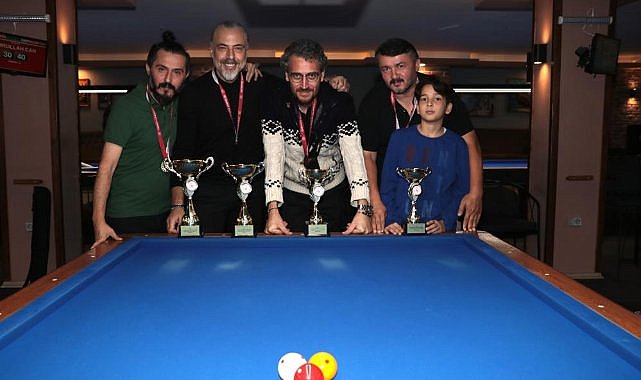 Samsun'da Bilardo Cumhuriyet Kupası'nın sahibi Emrullah Can oldu