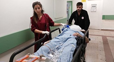 Samsun'da kamyonet ile motosiklet çarpıştı! Durumu ağır