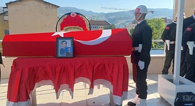 Samsun'da şehit babası olan emekli astsubay vefat etti