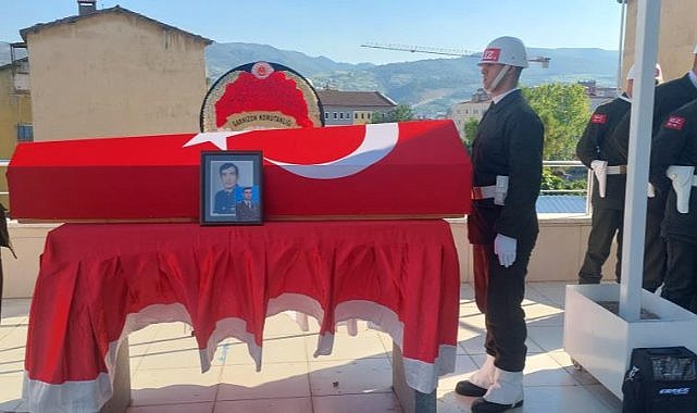 Samsun'da şehit babası olan emekli astsubay vefat etti