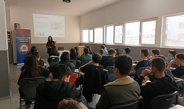 Samsun emniyeti öğrencileri bilgilendirdi
