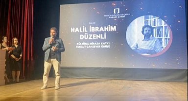 Samsun Üniversitesi  Öğretim Üyesi Doç. Dr. Halil İbrahim Düzenli'ye Turgut Cansever ödülü