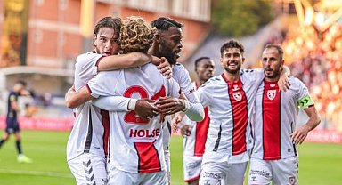 Samsunspor deplasmanda Avrupa devlerini geride bıraktı