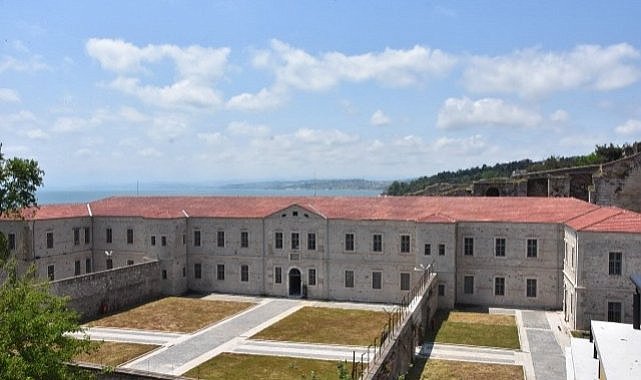 Sinop Tarihi Cezaevi için yapılan teşhir-tanzim ve yürüyüş yolları ihalesi belli oldu