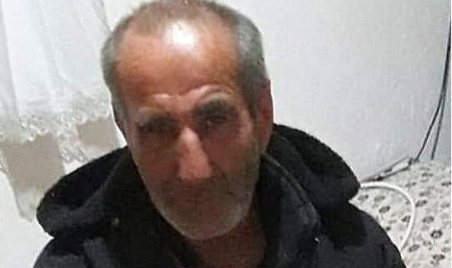 Tartıştığı babasını ve kardeşini önce bıçakladı sonra yaktı! 