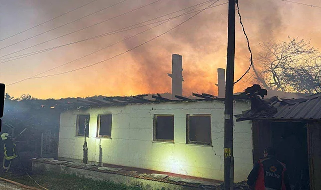 Tedbirsizlik bir evi küle çevirdi