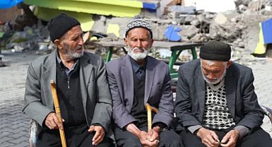 Türkiye’nin en yaşlı şehirleri belli oldu! Üçü de aynı bölge