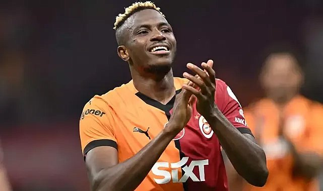 Victor Osimhen ne zaman sahalara dönüyor? Döneceği tarihi duyurdu