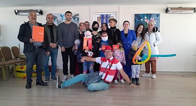 Afacan’dan lösemili çocuklara anlamlı ziyaret