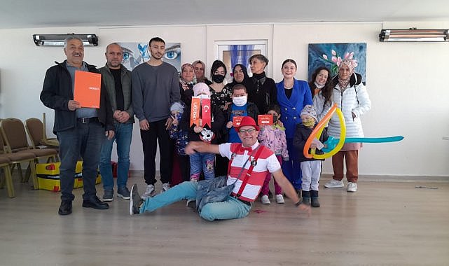 Afacan’dan lösemili çocuklara anlamlı ziyaret