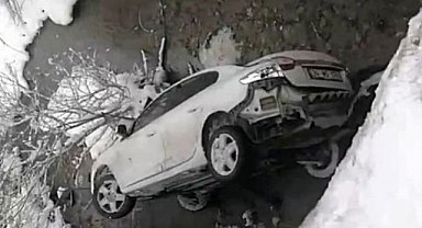 AK Parti meclis üyeleri dereye uçtu