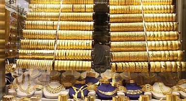 Altın yatırımcılarını sevindiren faiz kararı! 22 Kasım 2024 güncel altın fiyatları