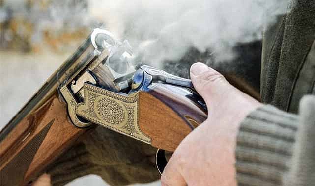 Av tüfeğini temizlerken canından oldu