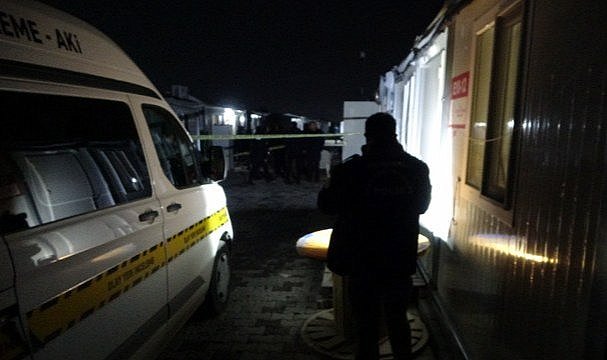 Baba oğul kavgasından kan aktı! Bıçakla saldıran oğlunu tüfekle vurdu