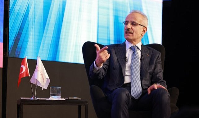 Bakan Uraloğlu'ndan Samsun-Sarp Hızlı Tren Hattı projesi ile ilgili açıklama