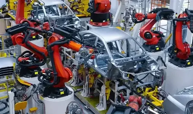 Bu marka aracı olanlar dikkat! Dev otomotiv firması araçlarını geri çağırdı