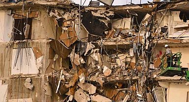 Çöken binada can verdiler! 13 ölü