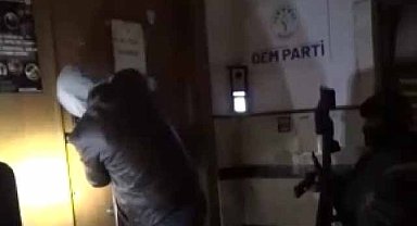 DEM Parti Esenyurt İlçe Eş Başkanlarına gözaltı kararı