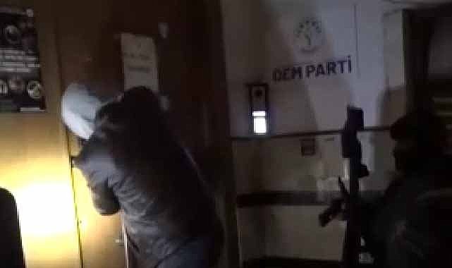 DEM Parti Esenyurt İlçe Eş Başkanlarına gözaltı kararı