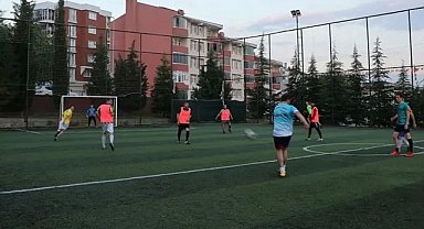 Halı saha futbolunda sağlık riskleri: Kalp krizi riski taşıyor