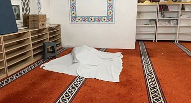 İstanbul'da camide bir kişi ölü bulundu