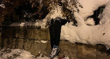 Kardan adamı ceset sanan kadın fenalık geçirdi