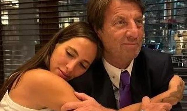 Kaya Çilingiroğlu ve kızı Zehra verdiği poz alkış topladı