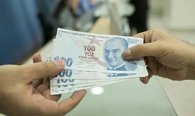 Öğrenim kredisi ve burs ödemeleri başladı! Ne kadar yatacak? Ödemeler nasıl olacak? 