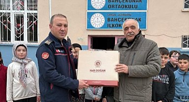 Samsun Büyükşehir Başkanı Doğan'dan öğretmenlere hediye