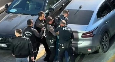 Samsun'da Adliye önünde tartışma: Polis müdahalesiyle 3 kişi gözaltına alındı!