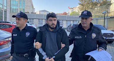 Samsun’da kendisine ait araçla kaza yapan arkadaşını darbetti