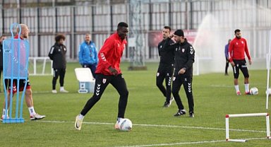 Samsunspor, Galatasaray maçına hazırlanmaya devam ediyor